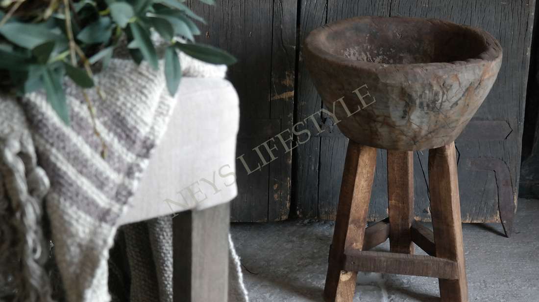 Vijzel op standaard-hout