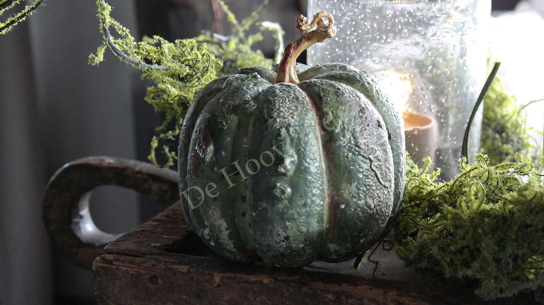 Kunstkalebas groen klein met stam, De Hooyzolder decoratie voor seizoen- en feestdagen