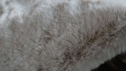 Kussen Zaya bont créme in zachte faux fur, De Hooyzolder