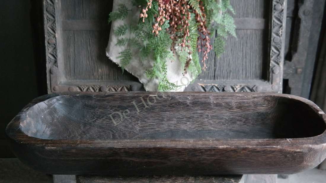 Trog hout- donkerbruin van De Hooyzolder, langwerpige serveerschotel