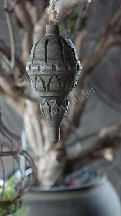 Luksa klos/hanger Carol, donkergrijs metalen decoratiehanger van De Hooyzolder