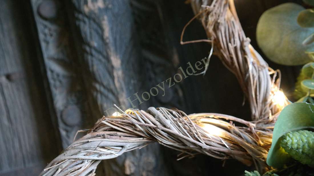 Rotan krans met LED-lichtjes, 50 cm, merk De Hooyzolder