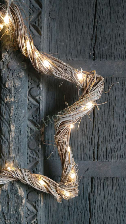 LED ster rotan krans, 50 cm, met warme witte LED-lichtjes, De Hooyzolder
